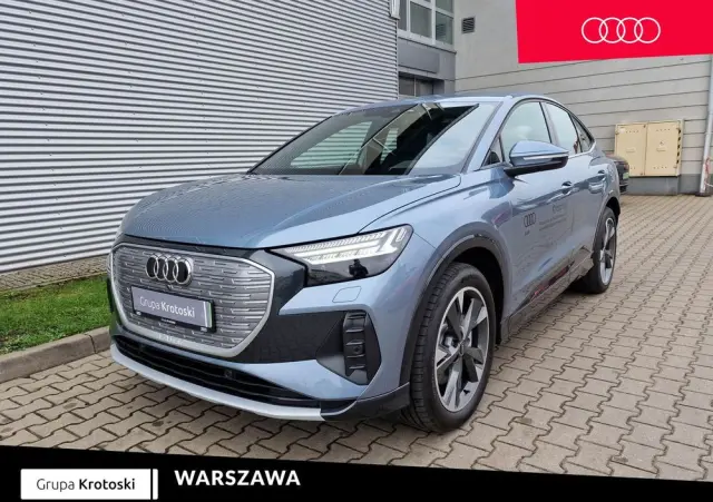 AUDI Q4 Sportback e-tron 