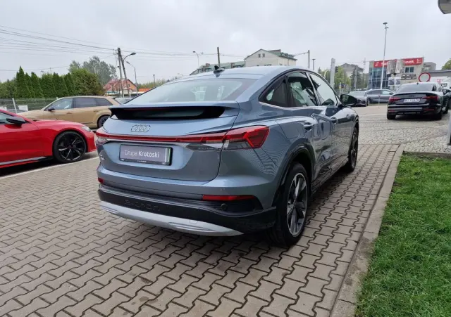 AUDI Q4 Sportback e-tron 