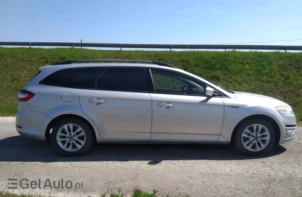 FORD Mondeo Titanium