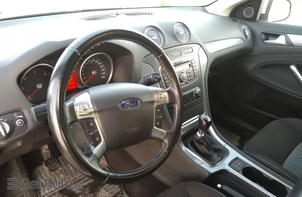 FORD Mondeo Titanium