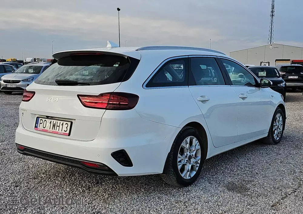 KIA Ceed 1.5 T-GDI M