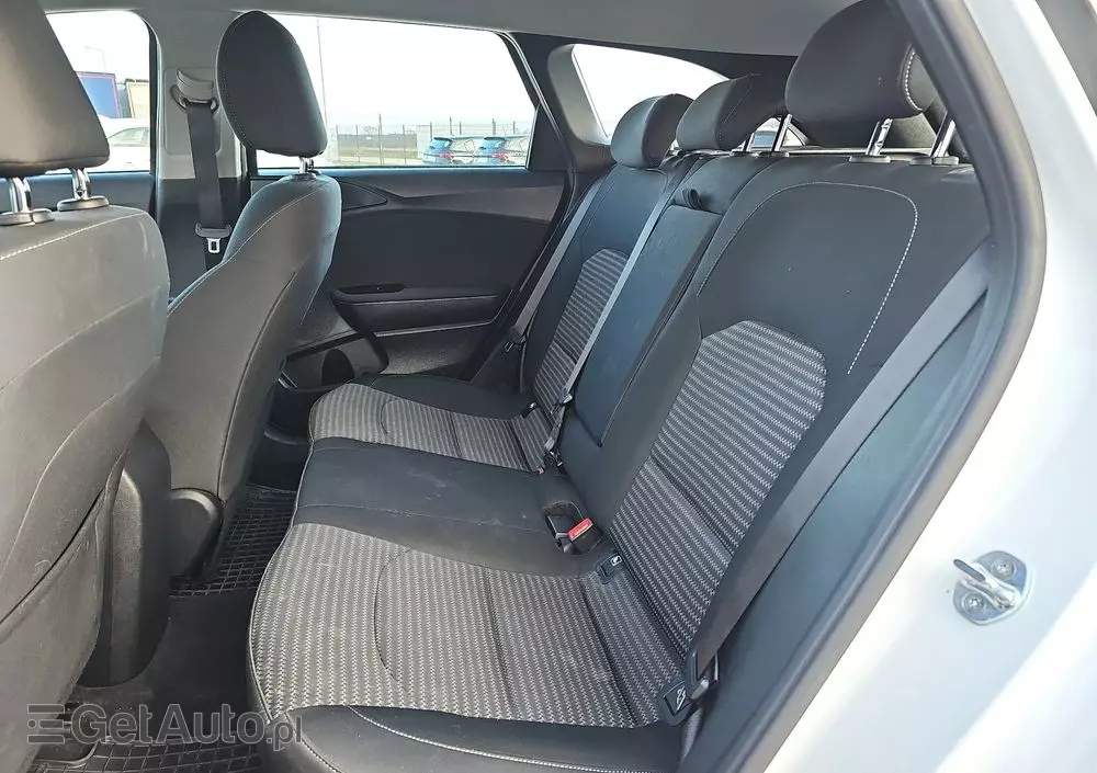 KIA Ceed 1.5 T-GDI M