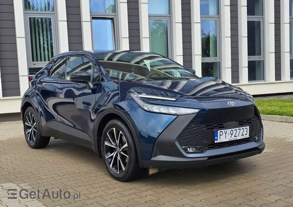 TOYOTA C-HR 2.0 Hybrid Dynamic Force Style