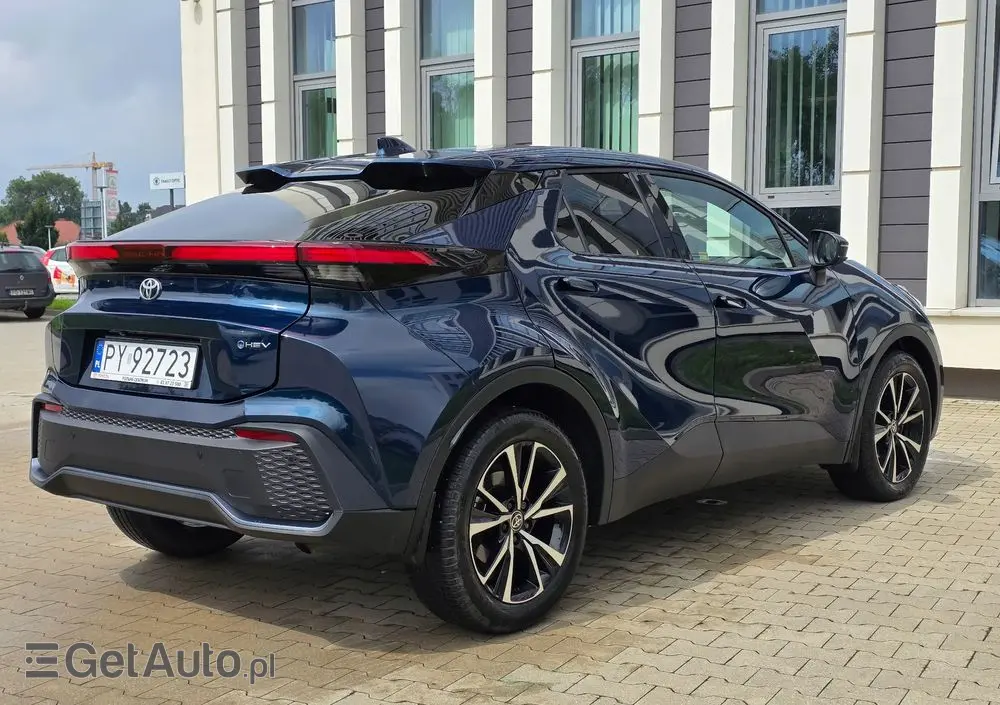 TOYOTA C-HR 2.0 Hybrid Dynamic Force Style