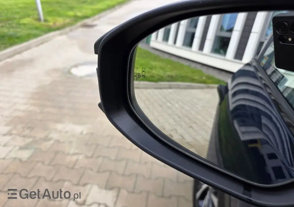 TOYOTA C-HR 2.0 Hybrid Dynamic Force Style