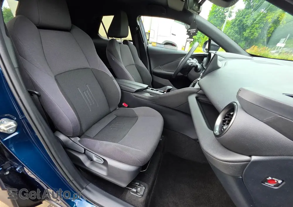 TOYOTA C-HR 2.0 Hybrid Dynamic Force Style