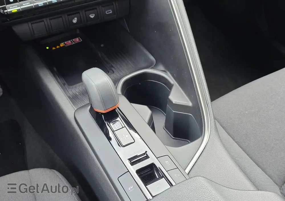 TOYOTA C-HR 2.0 Hybrid Dynamic Force Style