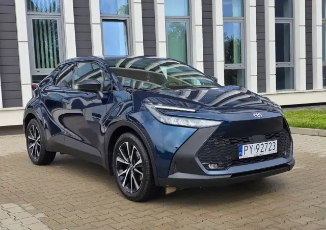 TOYOTA C-HR 2.0 Hybrid Dynamic Force Style