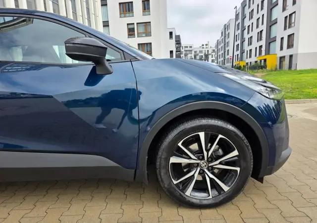 TOYOTA C-HR 2.0 Hybrid Dynamic Force Style