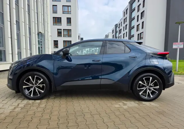 TOYOTA C-HR 2.0 Hybrid Dynamic Force Style
