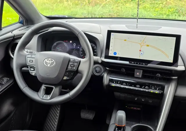 TOYOTA C-HR 2.0 Hybrid Dynamic Force Style