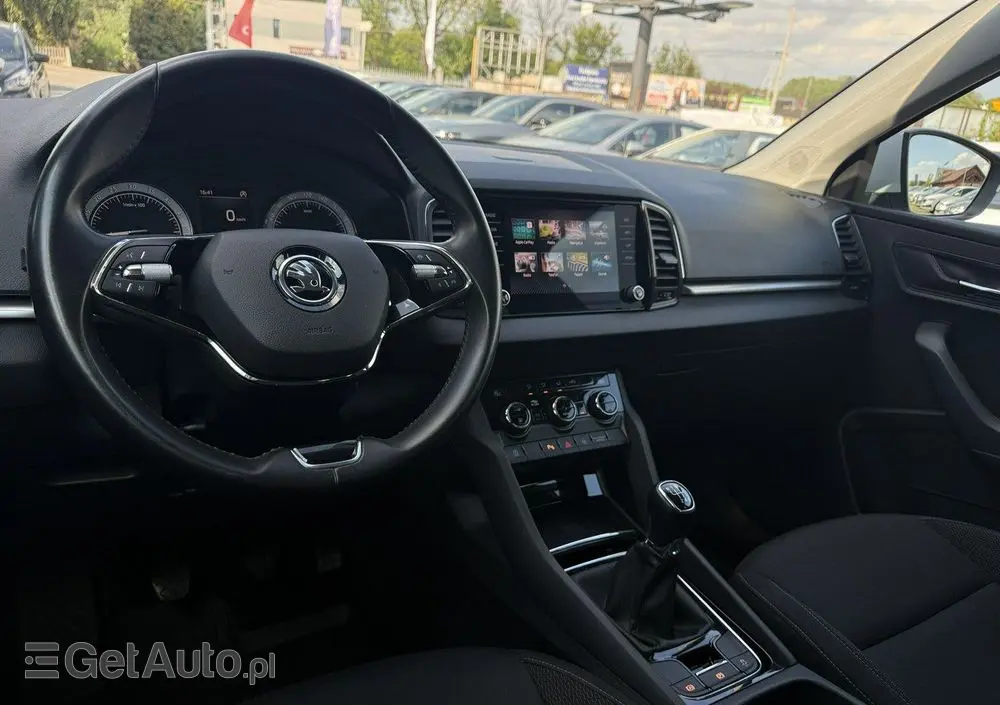 SKODA Karoq 