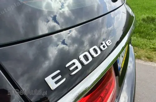 MERCEDES-BENZ 300 