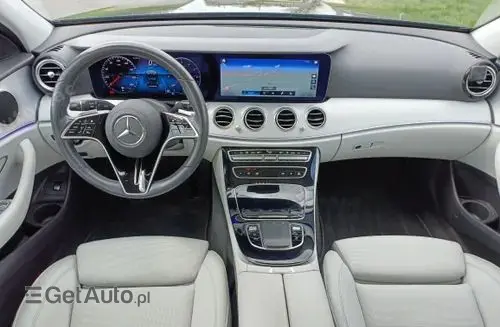 MERCEDES-BENZ 300 