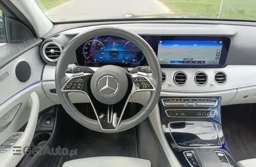 MERCEDES-BENZ 300 