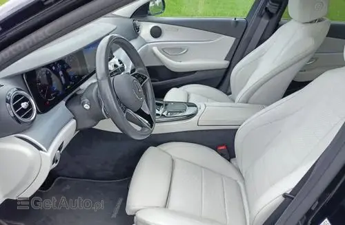 MERCEDES-BENZ 300 
