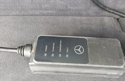 MERCEDES-BENZ 300 