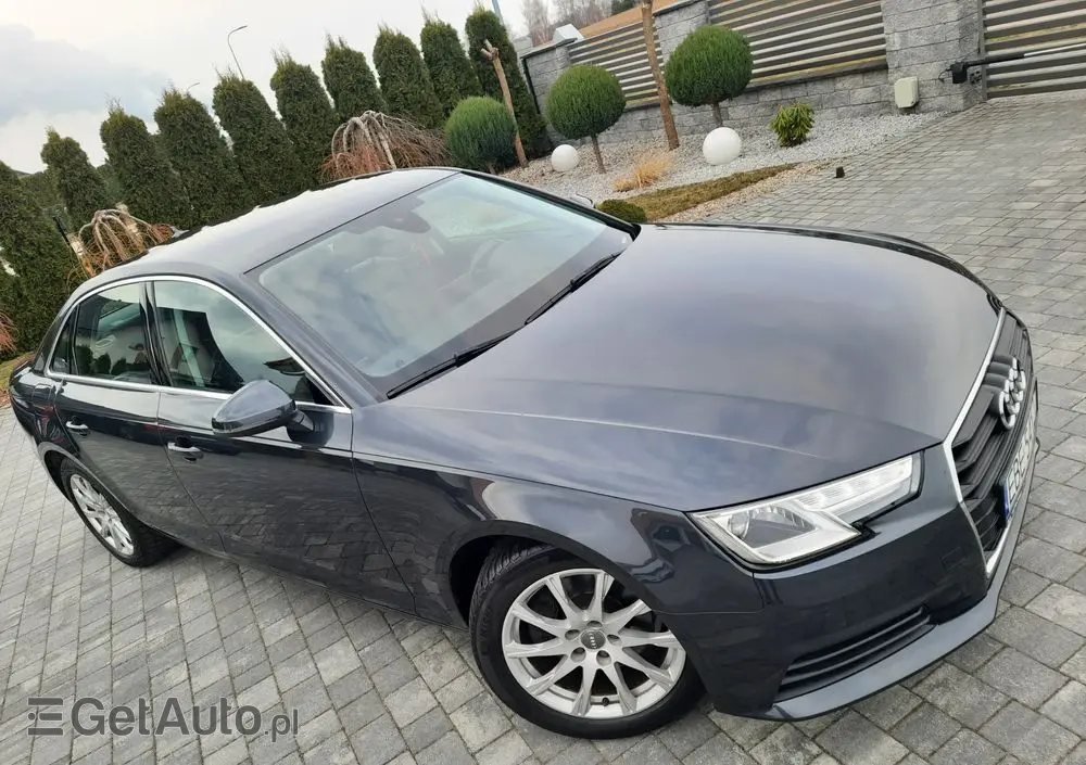AUDI A4 Limousine 