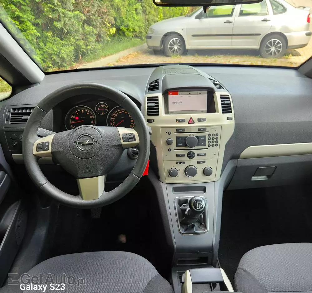 OPEL Zafira 1.6 Edition