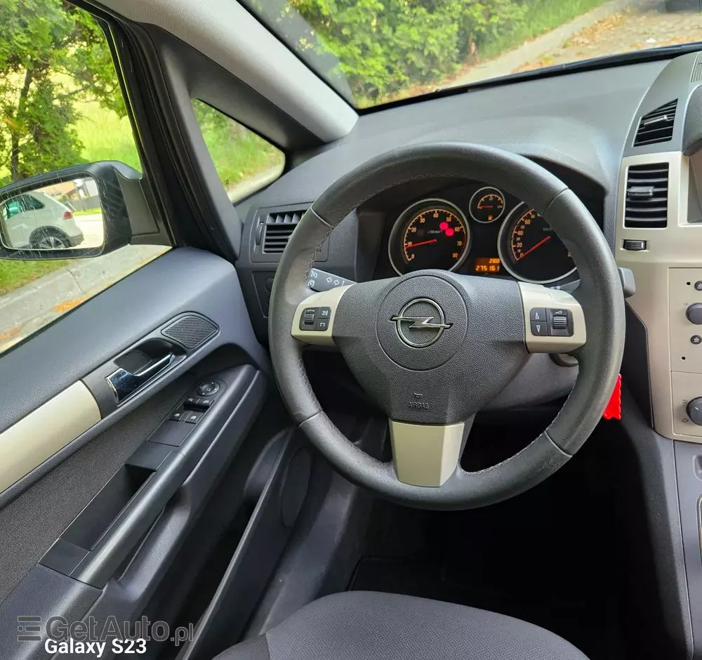 OPEL Zafira 1.6 Edition