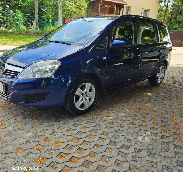 OPEL Zafira 1.6 Edition