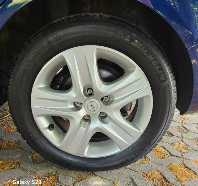 OPEL Zafira 1.6 Edition