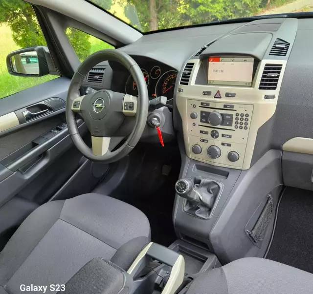 OPEL Zafira 1.6 Edition