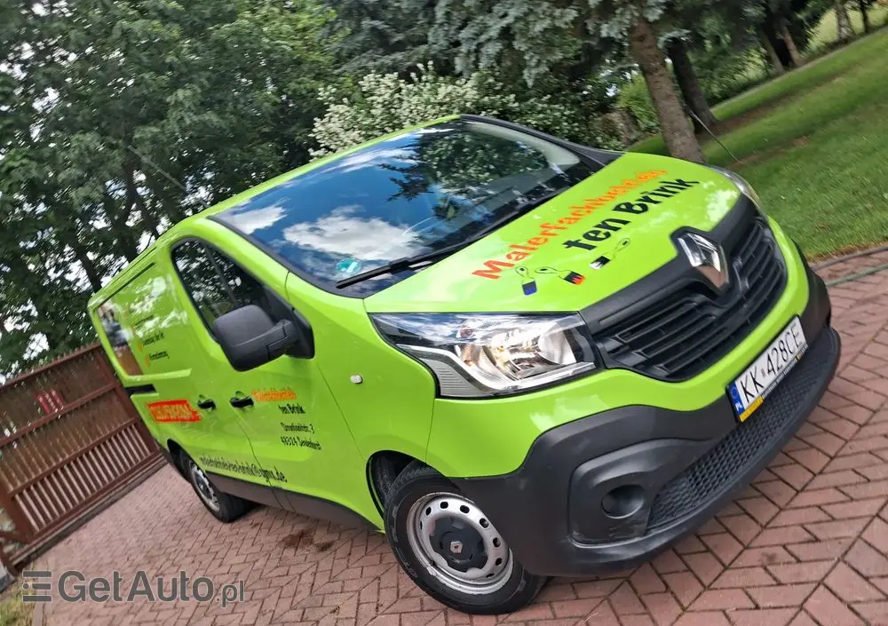 RENAULT Trafic 