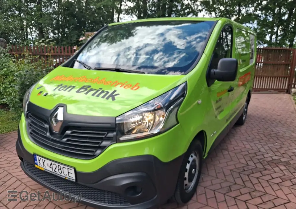 RENAULT Trafic 