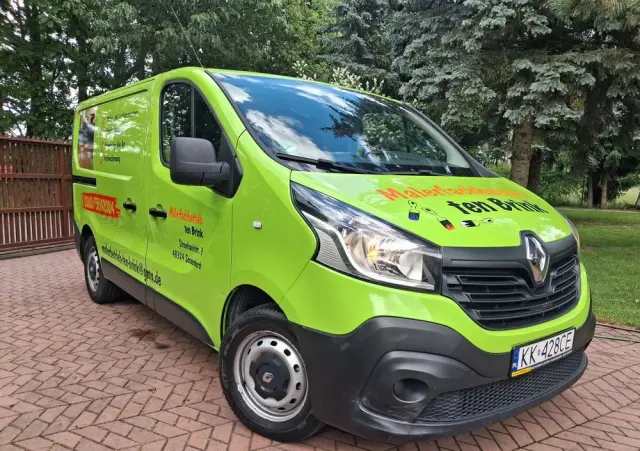 RENAULT Trafic 