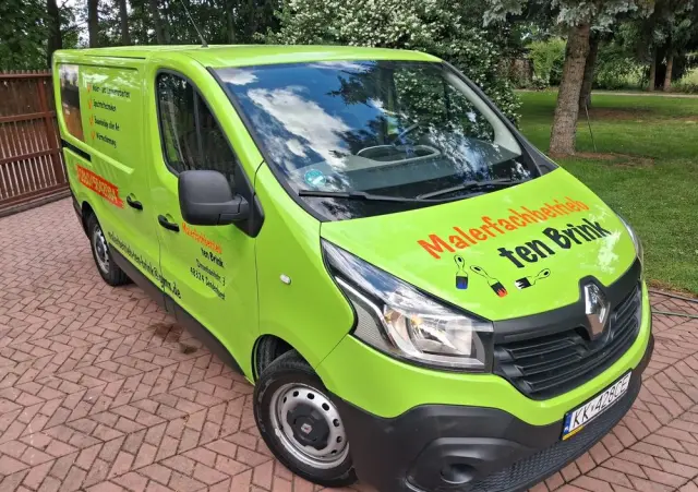 RENAULT Trafic 