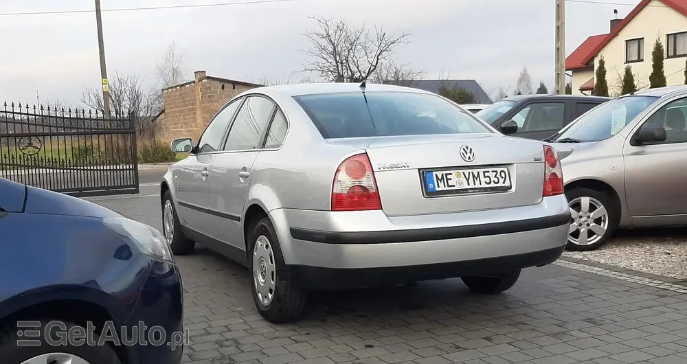VOLKSWAGEN Passat 2.0