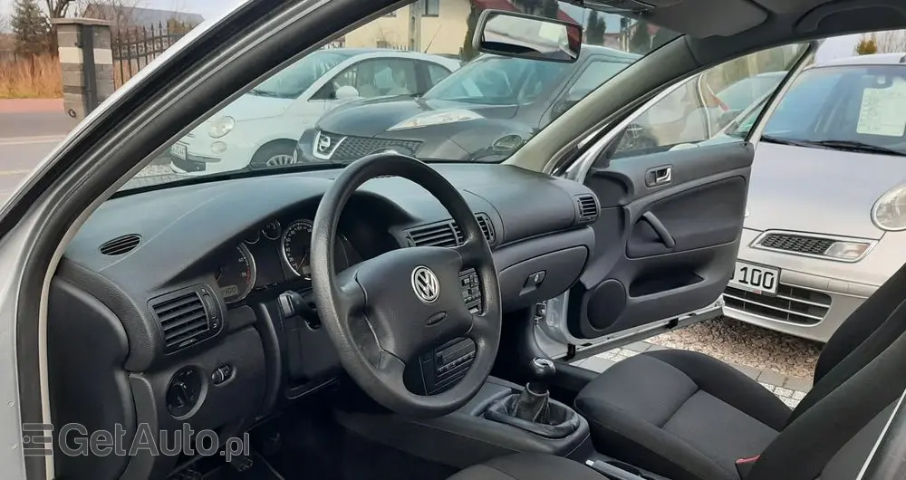 VOLKSWAGEN Passat 2.0