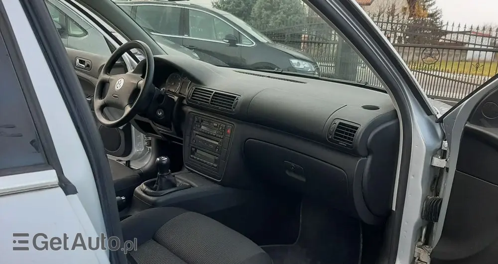 VOLKSWAGEN Passat 2.0