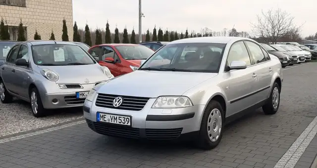 VOLKSWAGEN Passat 2.0