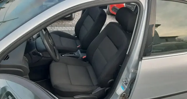 VOLKSWAGEN Passat 2.0