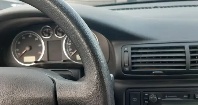 VOLKSWAGEN Passat 2.0