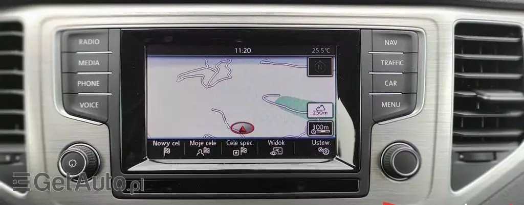 VOLKSWAGEN Golf Sportsvan 