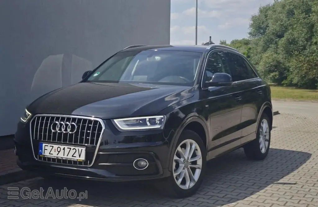 AUDI Q3 