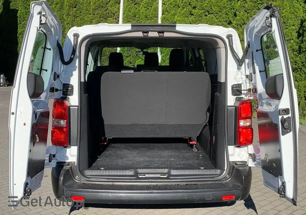 PEUGEOT Traveller 1.5 BlueHDi Long Business