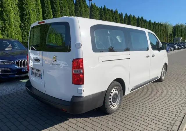 PEUGEOT Traveller 1.5 BlueHDi Long Business