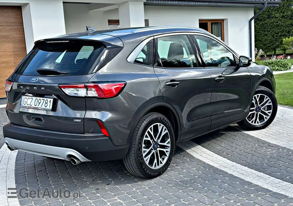 FORD Kuga 2.5 Duratec PHEV TITANIUM