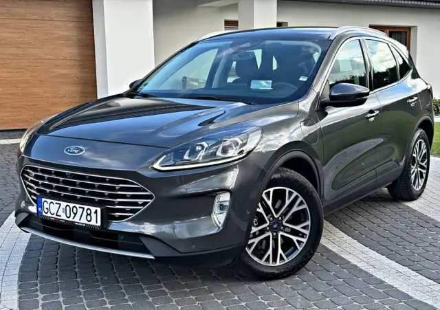 FORD Kuga 2.5 Duratec PHEV TITANIUM