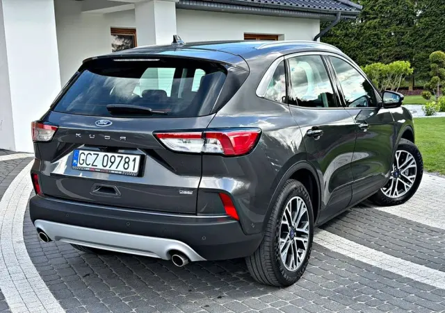 FORD Kuga 2.5 Duratec PHEV TITANIUM