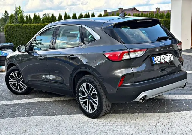 FORD Kuga 2.5 Duratec PHEV TITANIUM