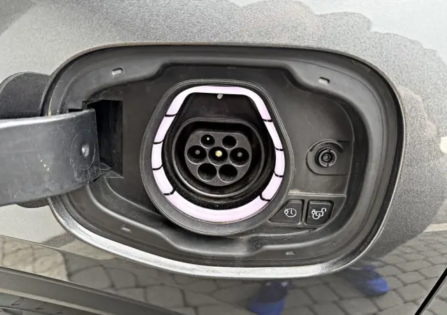 FORD Kuga 2.5 Duratec PHEV TITANIUM
