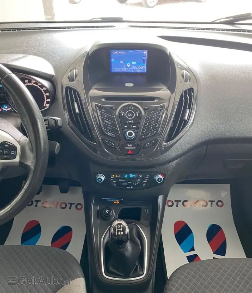 FORD Tourneo Courier 