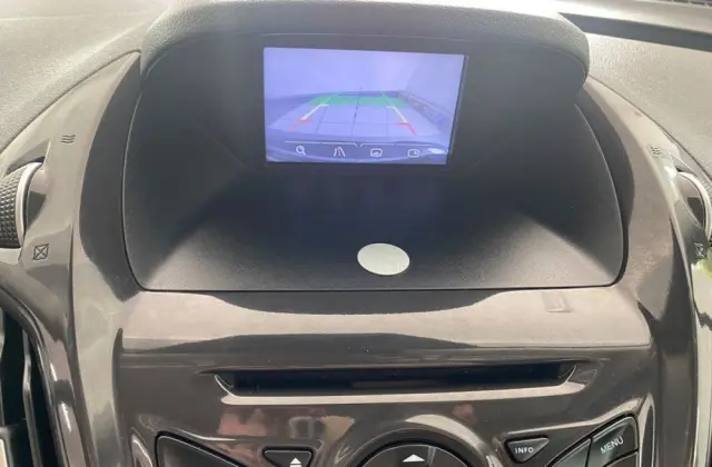 FORD Tourneo Courier 