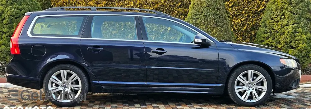 VOLVO V70 D5 Summum