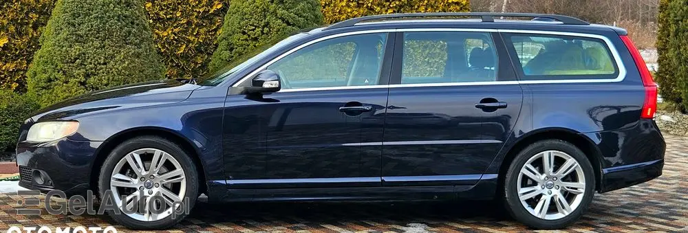 VOLVO V70 D5 Summum